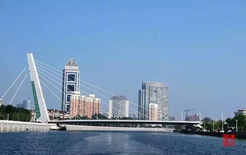 中國最新十大港口排名，乘風破浪，領航新時代！