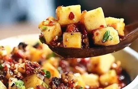 盈方微最新動態(tài)揭秘，小巷中的隱藏美食寶藏