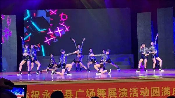 活力四溢的廣場(chǎng)舞盛宴，最新60分鐘連續(xù)舞蹈展示