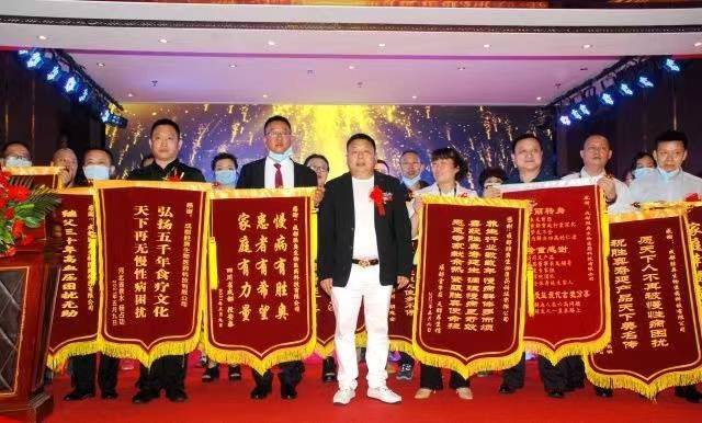 騰柯唐未晚，科技新品引領(lǐng)未來(lái)生活革新